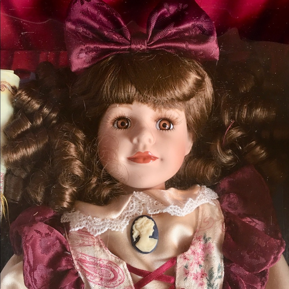 Vintage PORCELAIN DOLL with Tapestry Dress Cameo